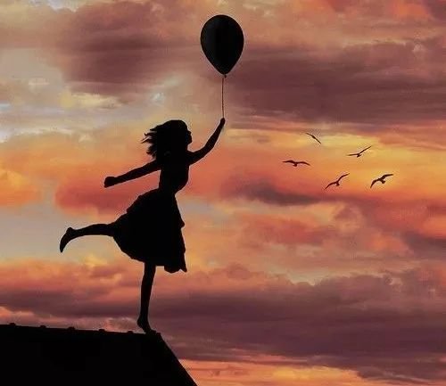 在二十岁的时候就参透生死，是种什么样的体验？