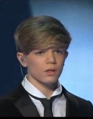 2012CCTV元旦晚会上的小男孩