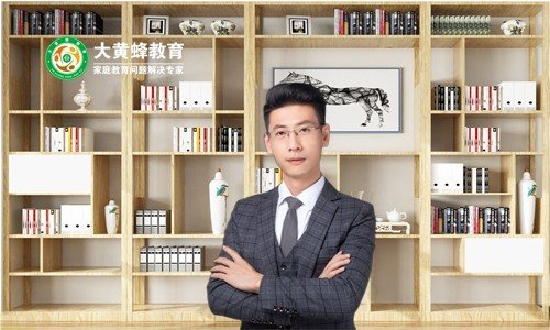 男孩可以和妈妈恋爱结婚吗？