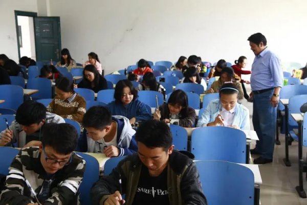 战争是用以解决什么之间的矛盾