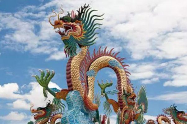 一衣带水打一字生肖