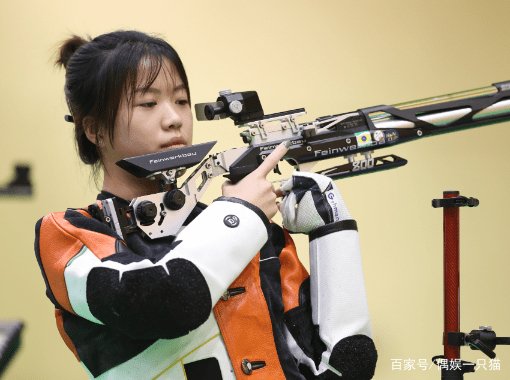 杨倩微博换卡通头像,和白敬亭双向追星,网友对此是怎样的反应?