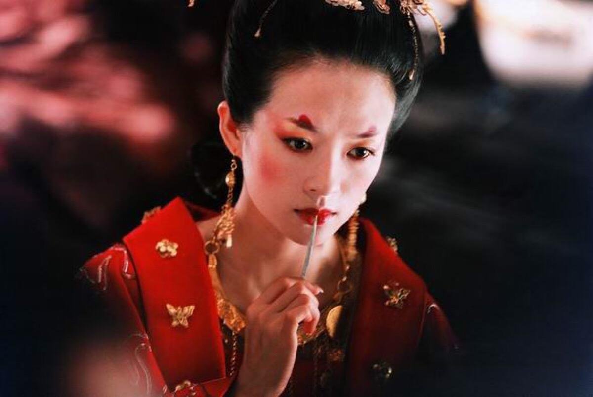 夜宴中的婉后是被谁杀死的？